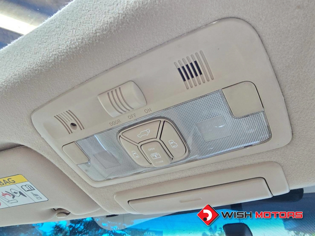 TOYOTA ESTIMA 2.4 AT ปี 2016 #10 (L)