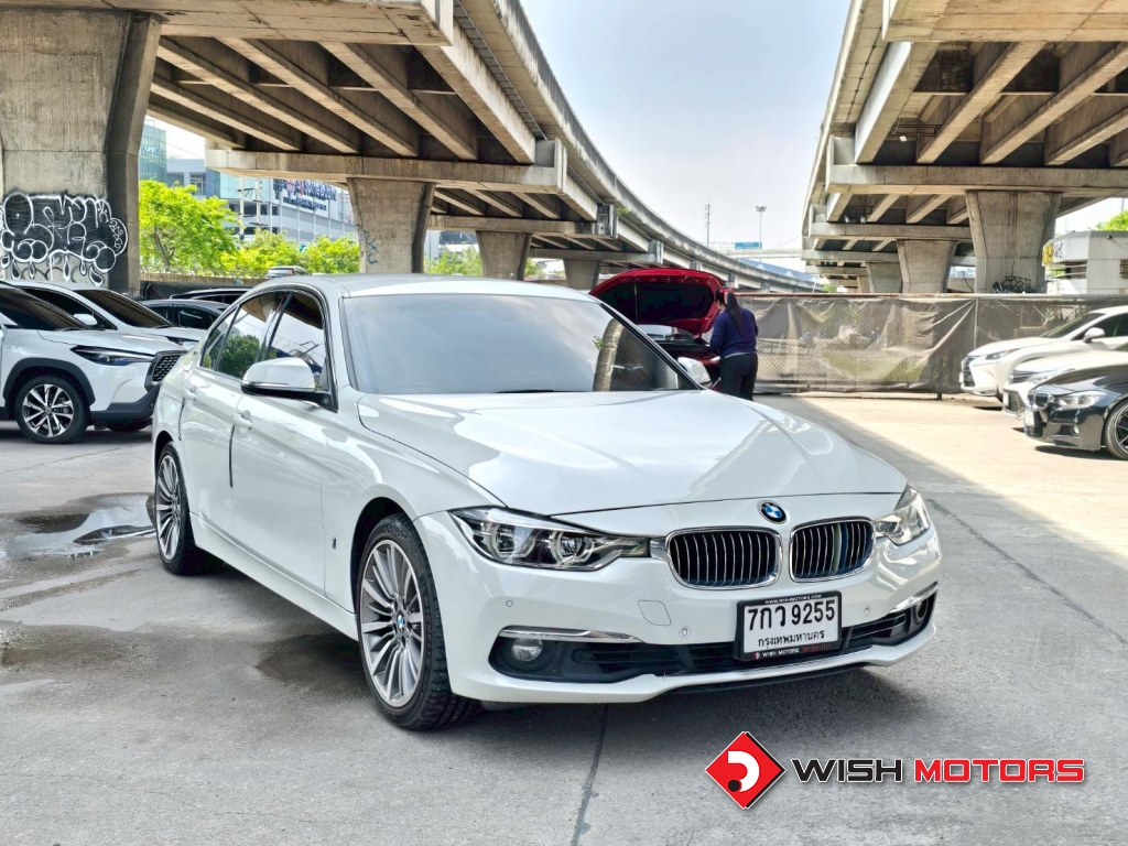 BMW SERIES 3 330e AT ปี 2018 #1 (L)