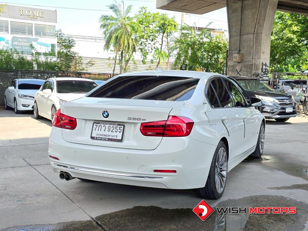 BMW SERIES 3 330e AT ปี 2018 #6 (L)