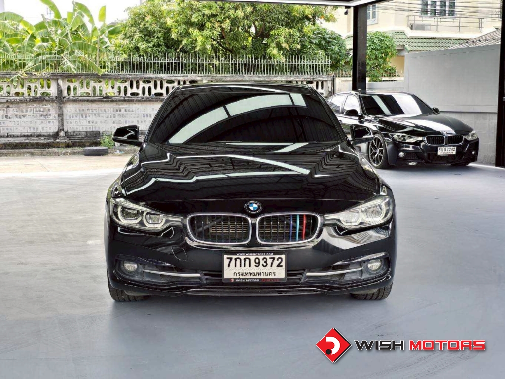 BMW SERIES 3 330e AT ปี 2018 #2 (L)