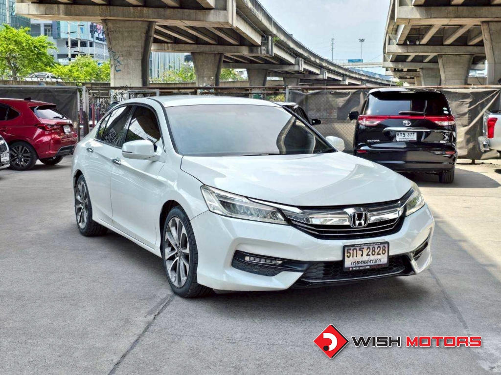 HONDA ACCORD 2.0 [EL] AT ปี 2016 #1 (L)