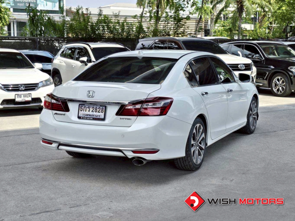 HONDA ACCORD 2.0 [EL] AT ปี 2016 #6 (L)