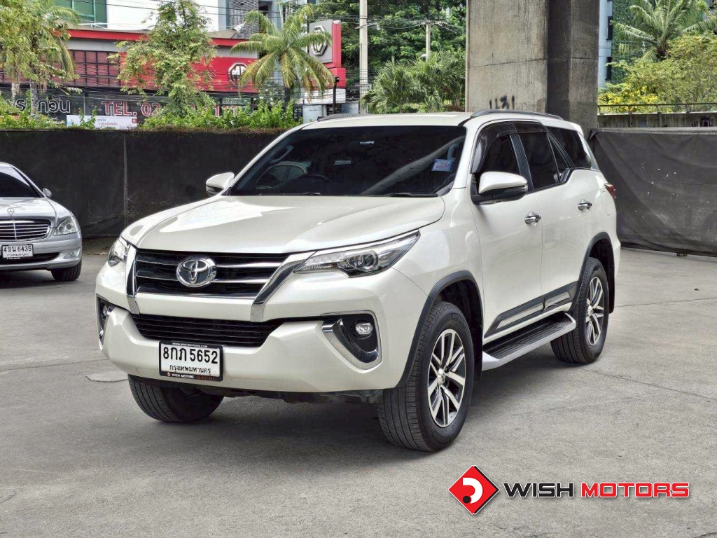 TOYOTA FORTUNER 2.4 [V] AT ปี 2019 #3 (L)