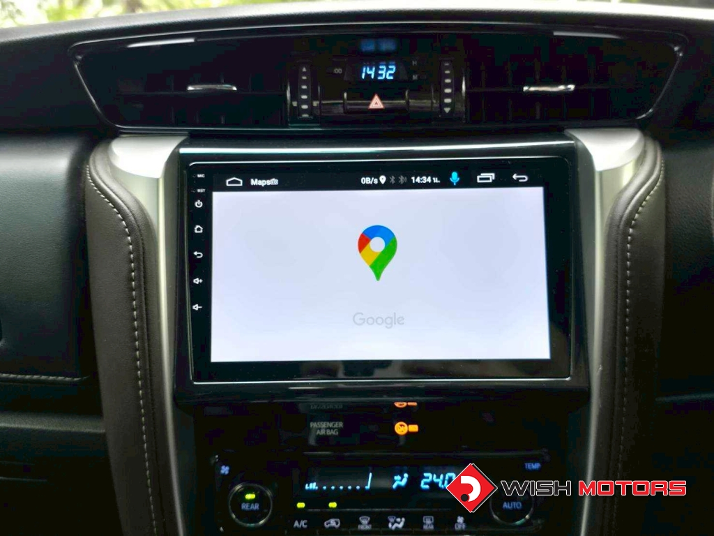 TOYOTA FORTUNER 2.4 [V] AT ปี 2019 #7 (L)