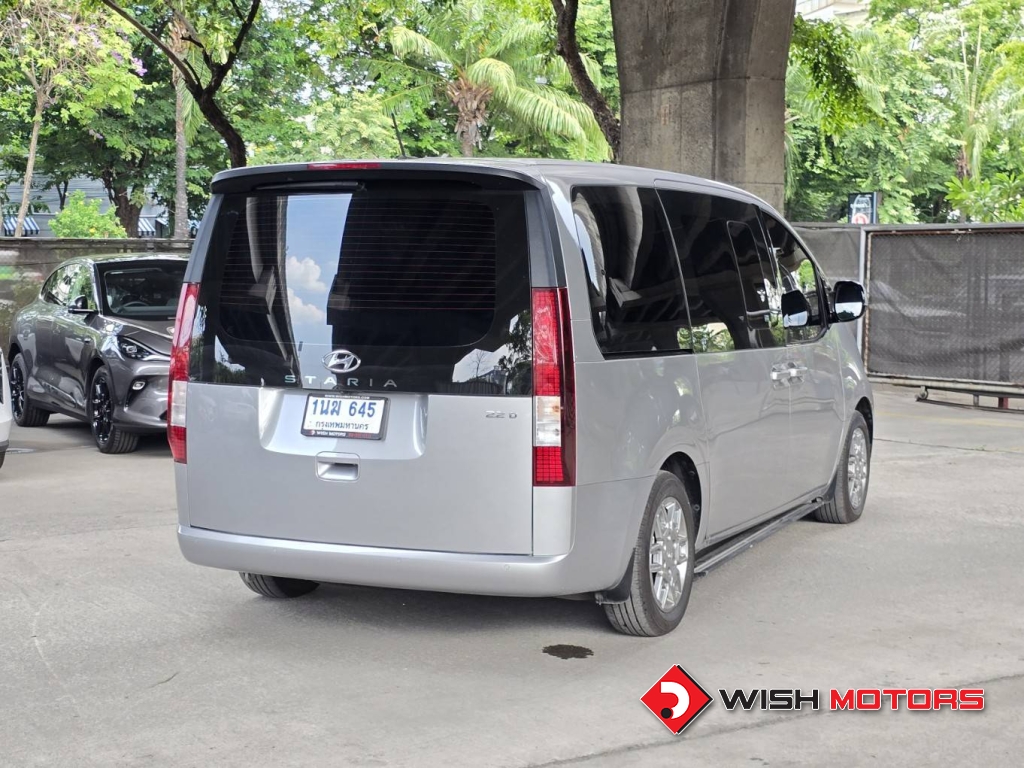 HYUNDAI STARIA 2.2 S AT ปี 2022 #6 (L)