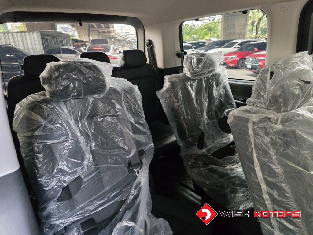HYUNDAI STARIA 2.2 S AT ปี 2022 #11 (L)