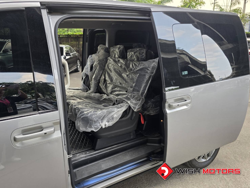 HYUNDAI STARIA 2.2 S AT ปี 2022 #21 (L)