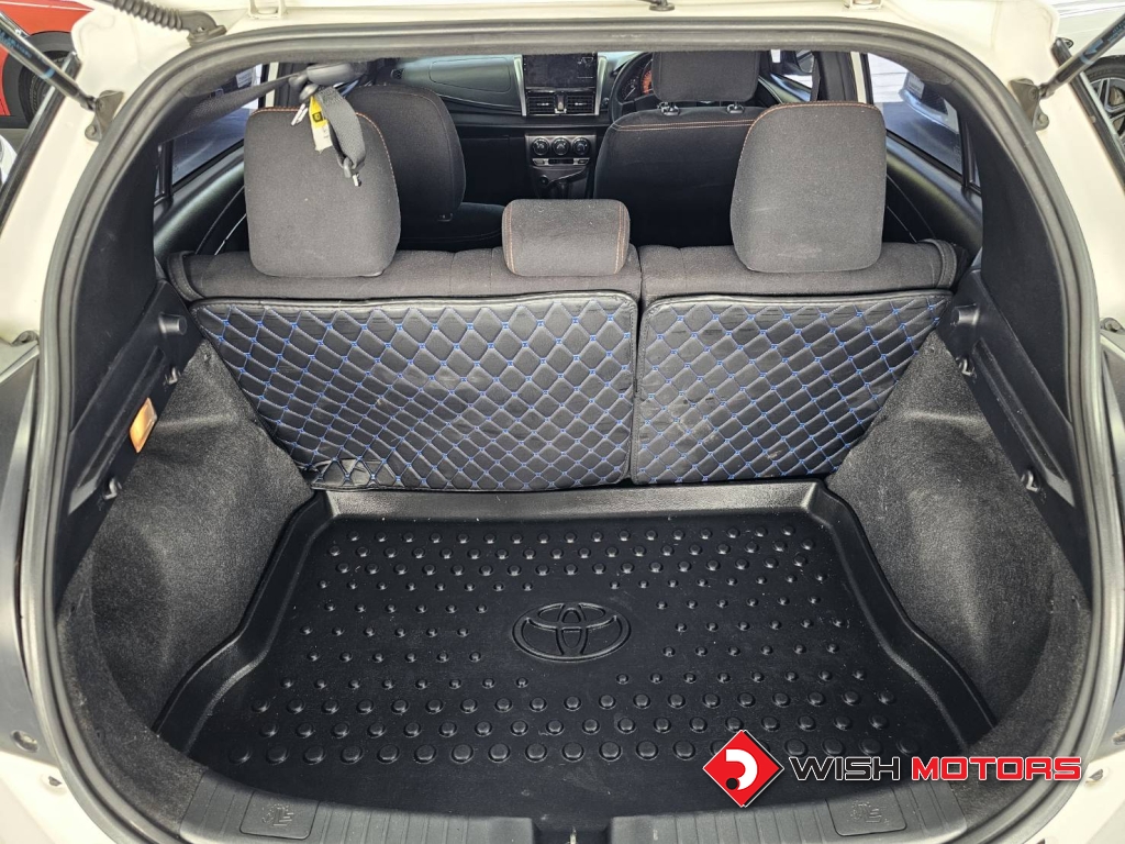 TOYOTA YARIS CVT-i 1.2 [E]  AT ปี 2014 #8 (L)