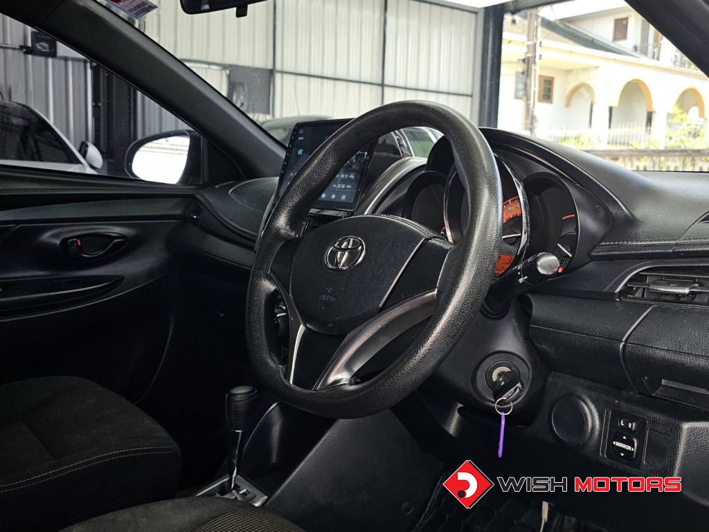 TOYOTA YARIS CVT-i 1.2 [E]  AT ปี 2014 #14 (L)