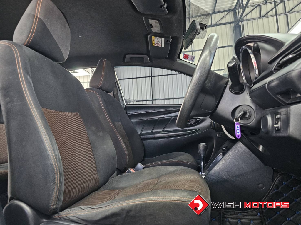 TOYOTA YARIS CVT-i 1.2 [E]  AT ปี 2014 #16 (L)