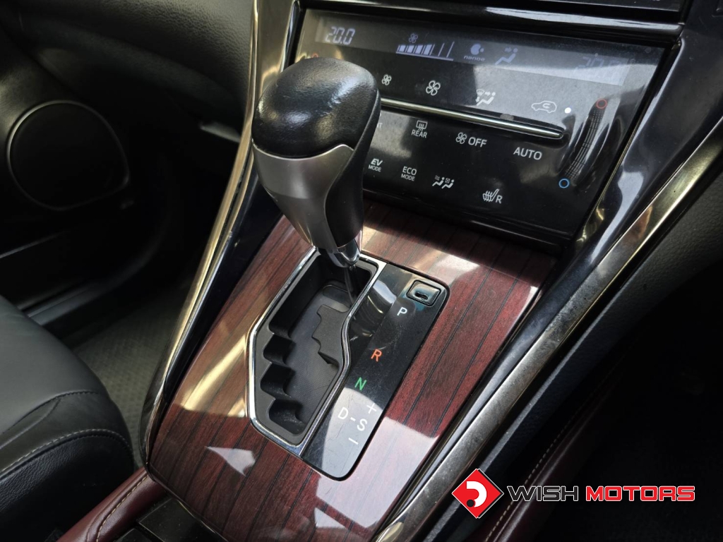 TOYOTA HARRIER HYBRID 2.5 Premium AT ปี 2014 #18 (L)