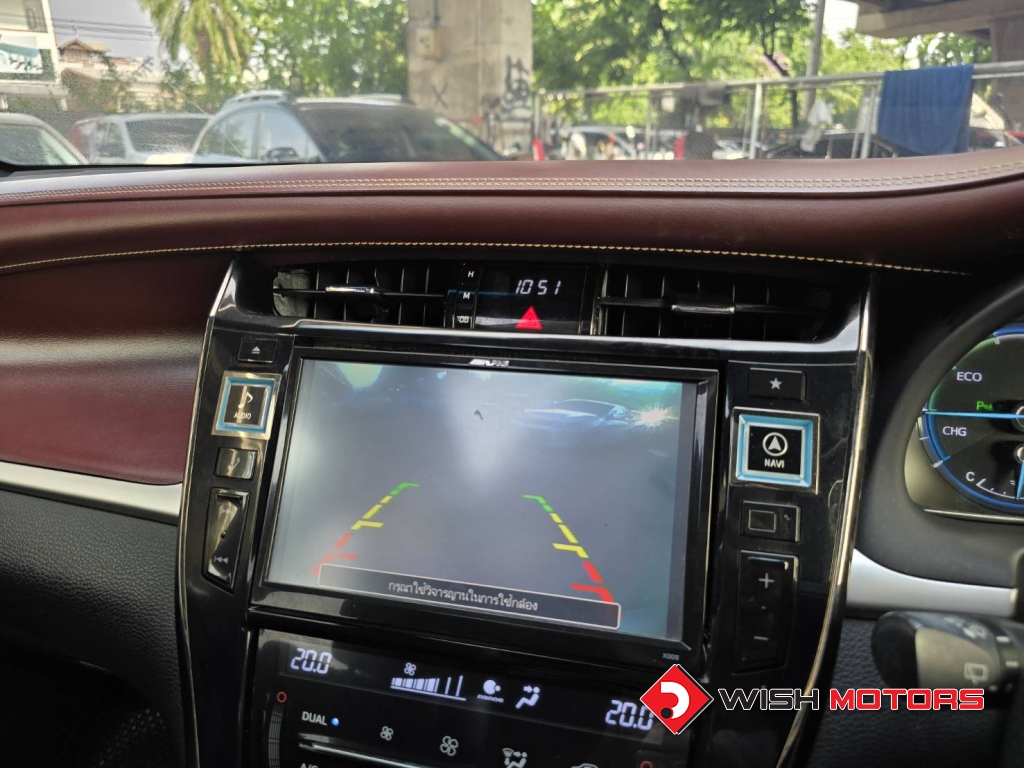 TOYOTA HARRIER HYBRID 2.5 Premium AT ปี 2014 #20 (L)