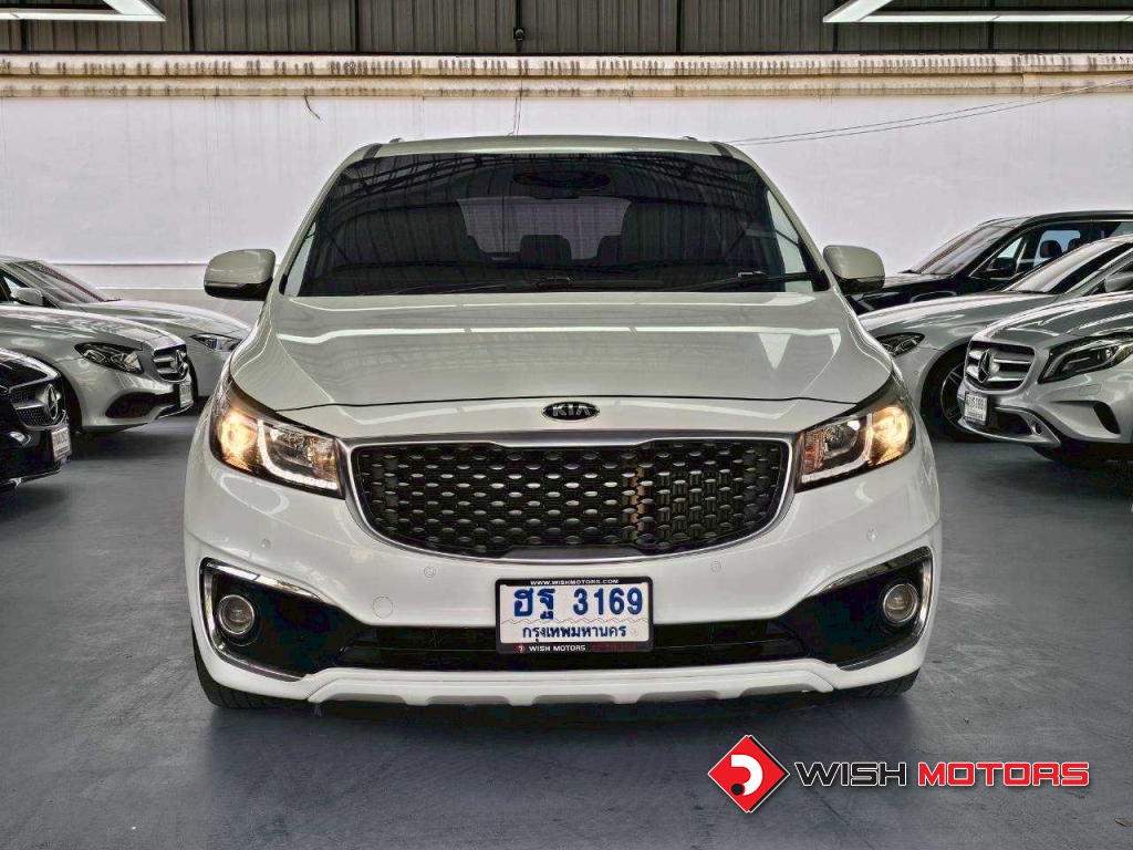 KIA GRAND CARNIVAL 2.2 EX AT ปี 2017 #2 (L)