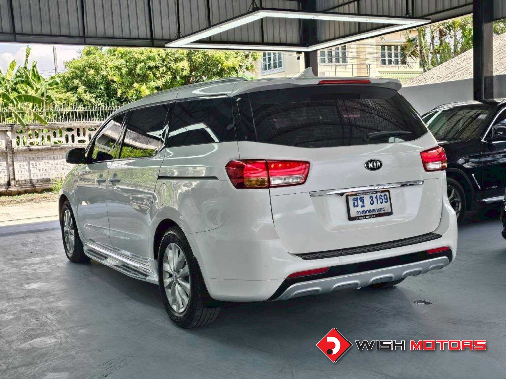 KIA GRAND CARNIVAL 2.2 EX AT ปี 2017 #4 (L)
