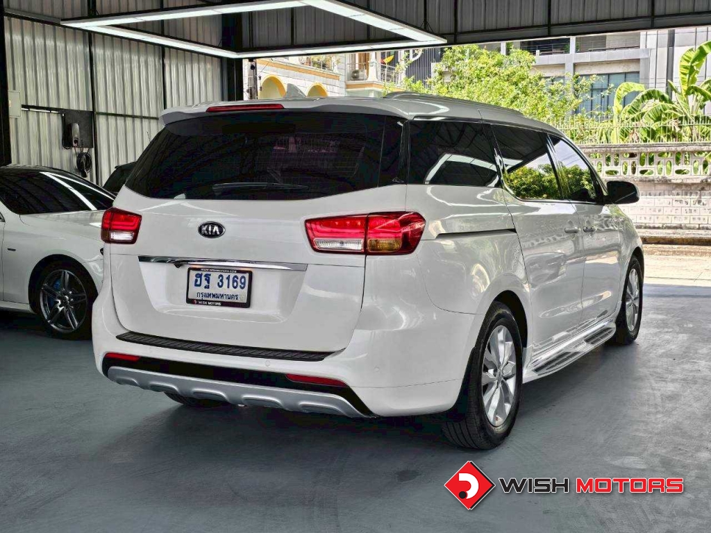 KIA GRAND CARNIVAL 2.2 EX AT ปี 2017 #6 (L)