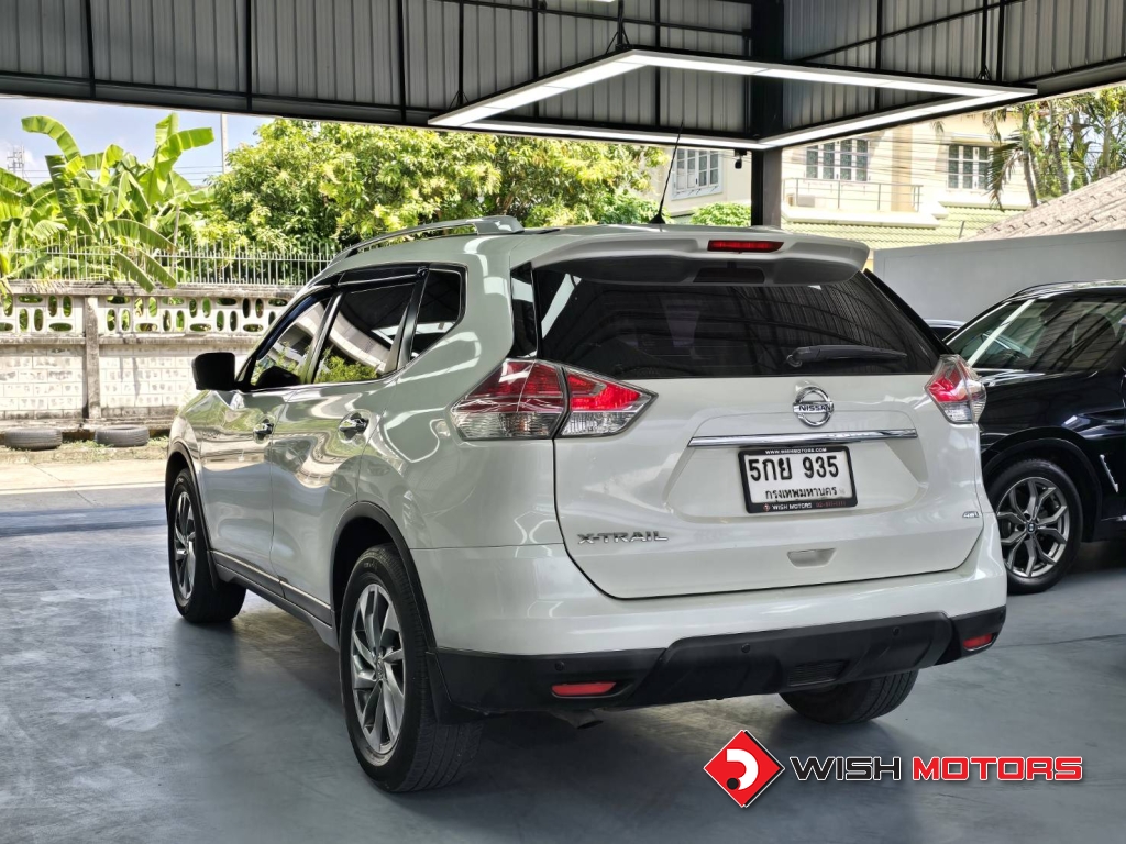 NISSAN X-TRAIL 2.5 V AT4WD. ปี 2015 #4 (L)