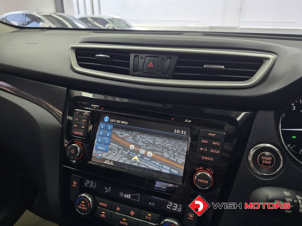 NISSAN X-TRAIL 2.5 V AT4WD. ปี 2015 #17 (L)