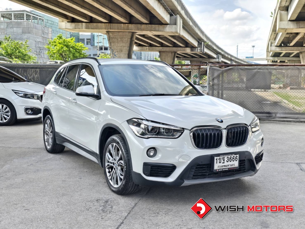 BMW X1 sDrive 18i AT ปี 2020 #1 (L)