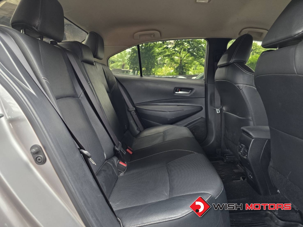 TOYOTA ALTIS 1.6 G AT ปี 2025 #13 (L)