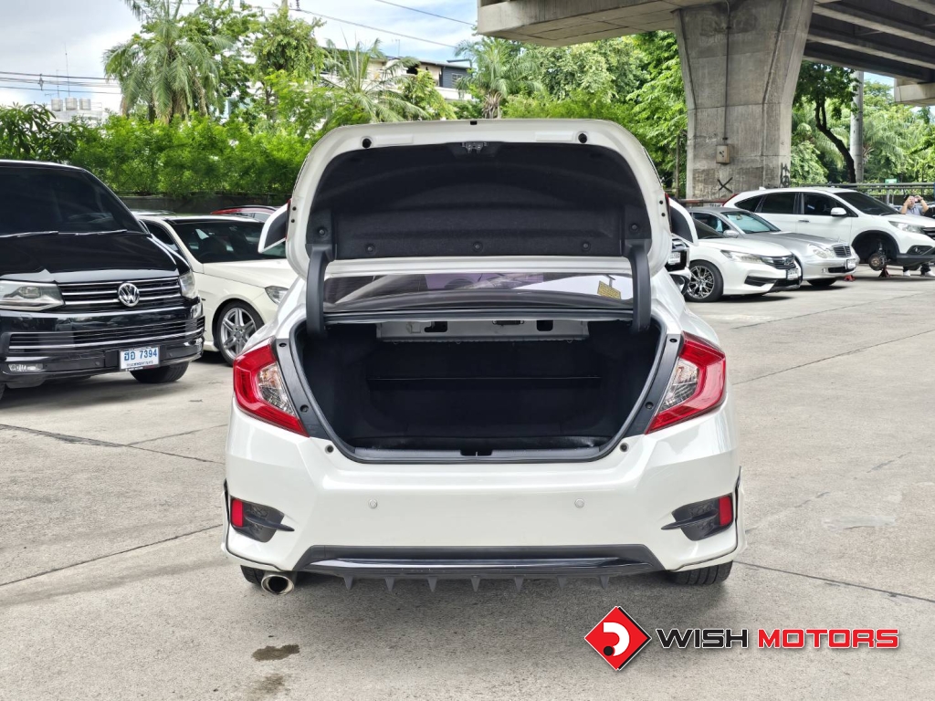 HONDA CIVIC VTEC 1.5 [TURBO] AT ปี 2019 #8 (L)