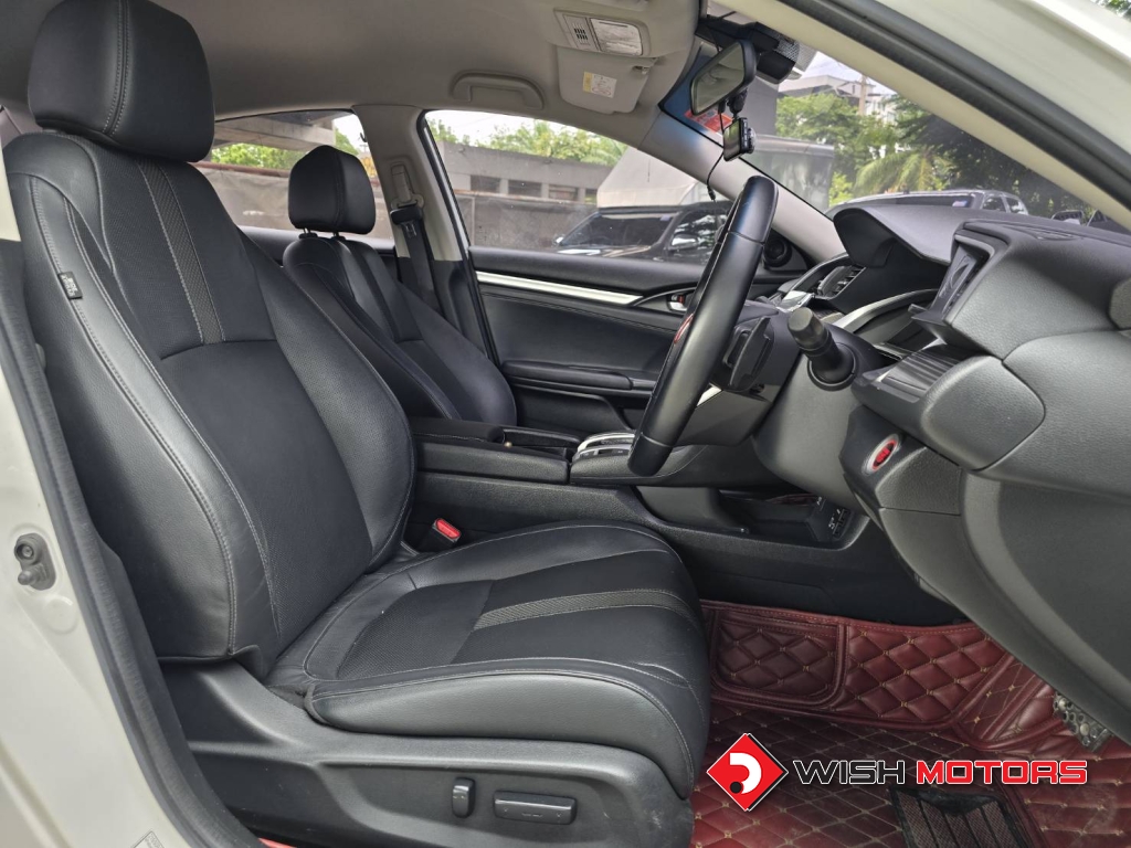 HONDA CIVIC VTEC 1.5 [TURBO] AT ปี 2019 #12 (L)