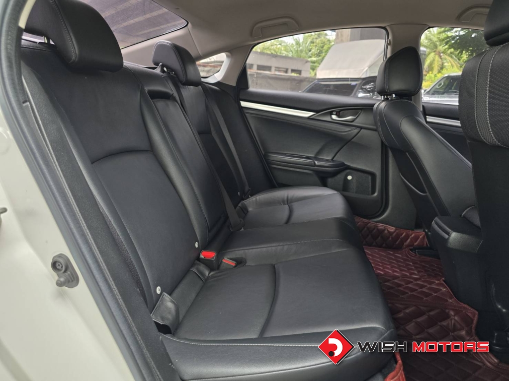 HONDA CIVIC VTEC 1.5 [TURBO] AT ปี 2019 #13 (L)