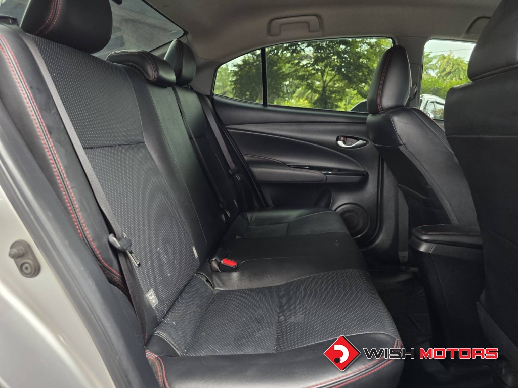 TOYOTA YARIS ATIV 1.2 High AT ปี 2020 #14 (L)