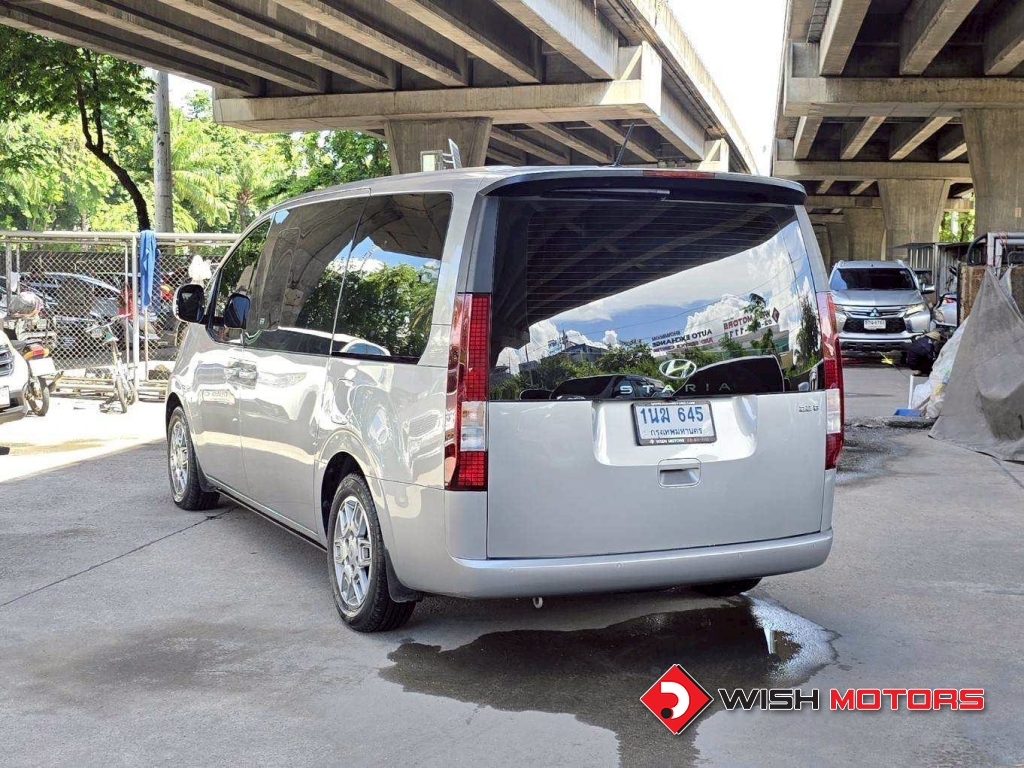 HYUNDAI STARIA 2.2 S AT ปี 2022 #4 (L)