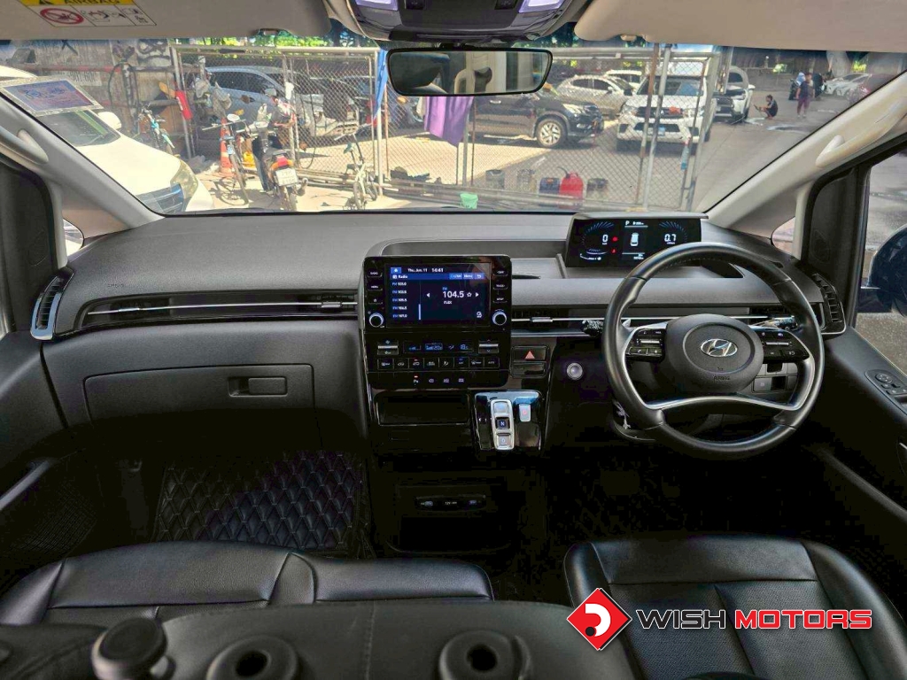 HYUNDAI STARIA 2.2 S AT ปี 2022 #13 (L)