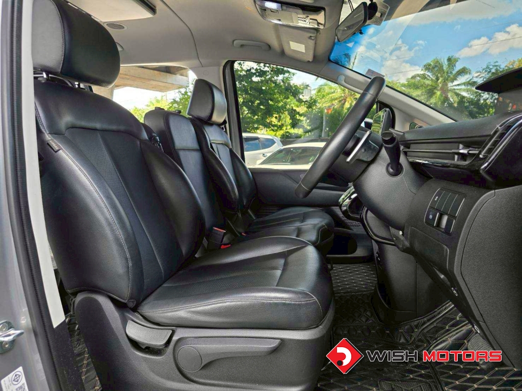 HYUNDAI STARIA 2.2 S AT ปี 2022 #18 (L)
