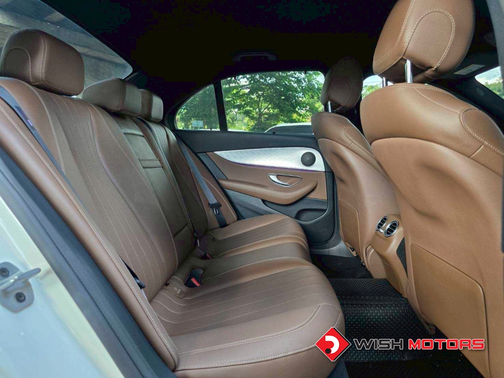 MERCEDES-BENZ E-CLASS E 300 e Avantgarde AT ปี 2022 #15 (L)