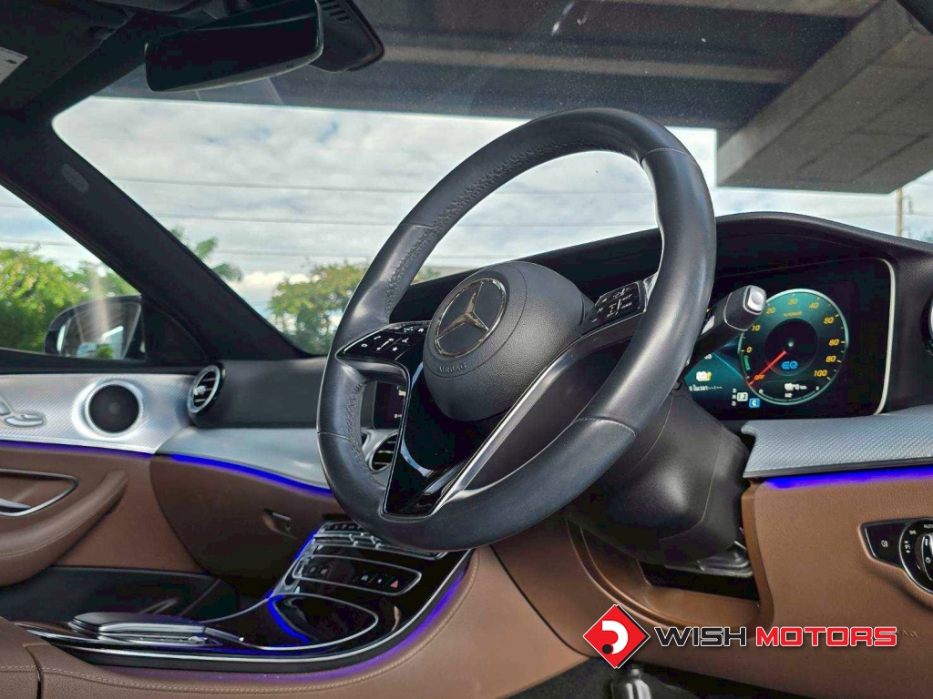 MERCEDES-BENZ E-CLASS E 300 e Avantgarde AT ปี 2022 #17 (L)