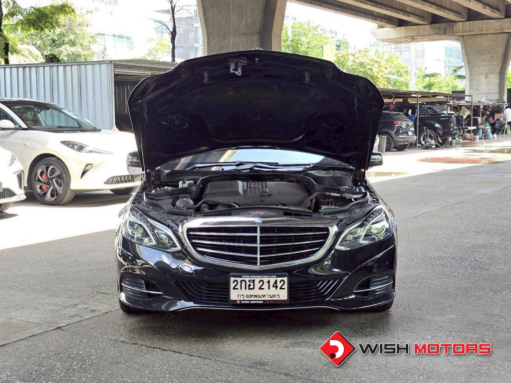 MERCEDES-BENZ E-CLASS E 300 [BlueTEC HYBRID] AT ปี 2014 #17 (L)