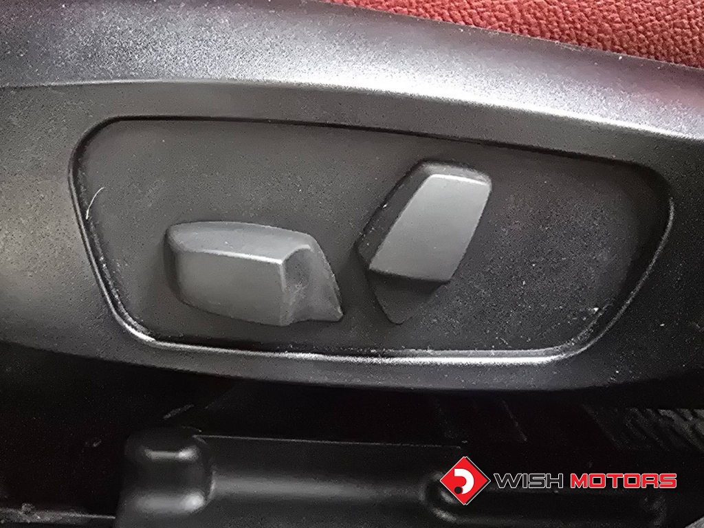 BMW X1 [sDrive] 18i AT ปี 2015 #19 (L)