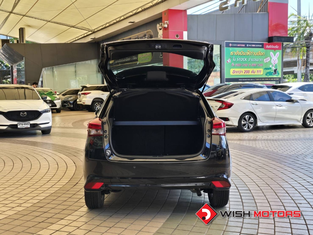 TOYOTA YARIS 1.2 G AT ปี 2017 #7 (L)