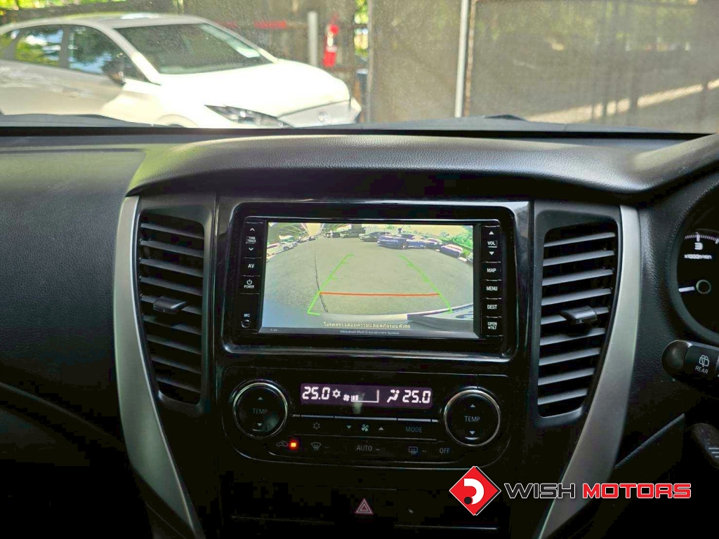 MITSUBISHI PAJERO SPORT 2WD 2.4 [GT] AT ปี 2016 #8 (L)