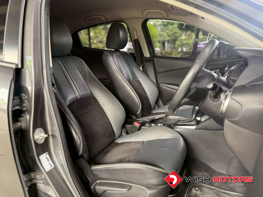 MAZDA 2 1.3 S LEATHER AT ปี 2019 #7 (L)