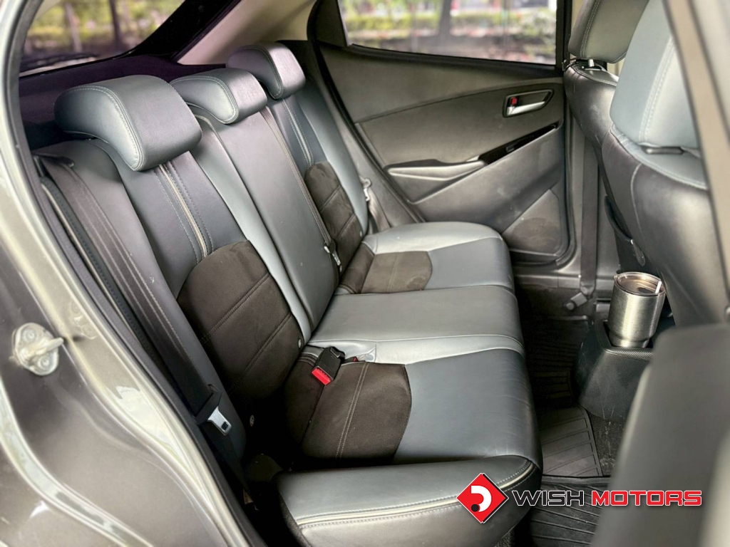 MAZDA 2 1.3 S LEATHER AT ปี 2019 #8 (L)