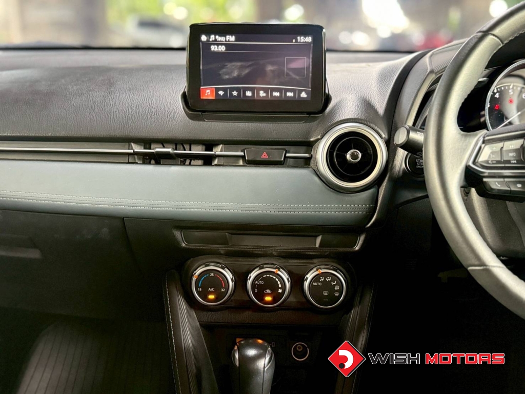 MAZDA 2 1.3 S LEATHER AT ปี 2019 #13 (L)