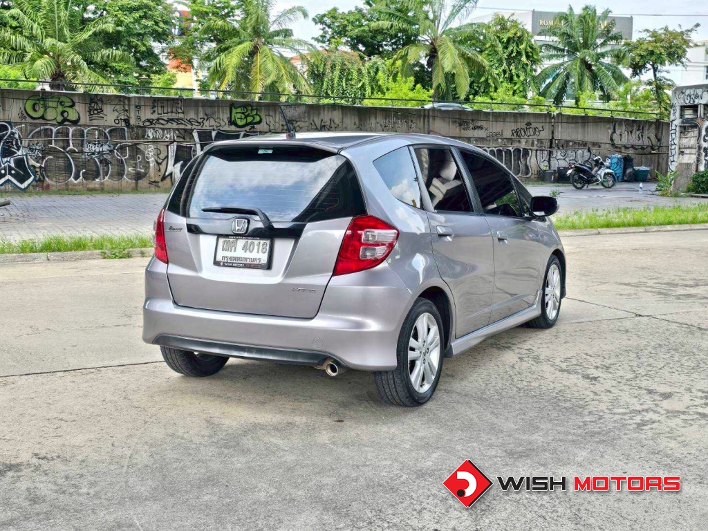 HONDA JAZZ i-VTEC 1.5 [SV] AT ปี 2009 #6 (L)