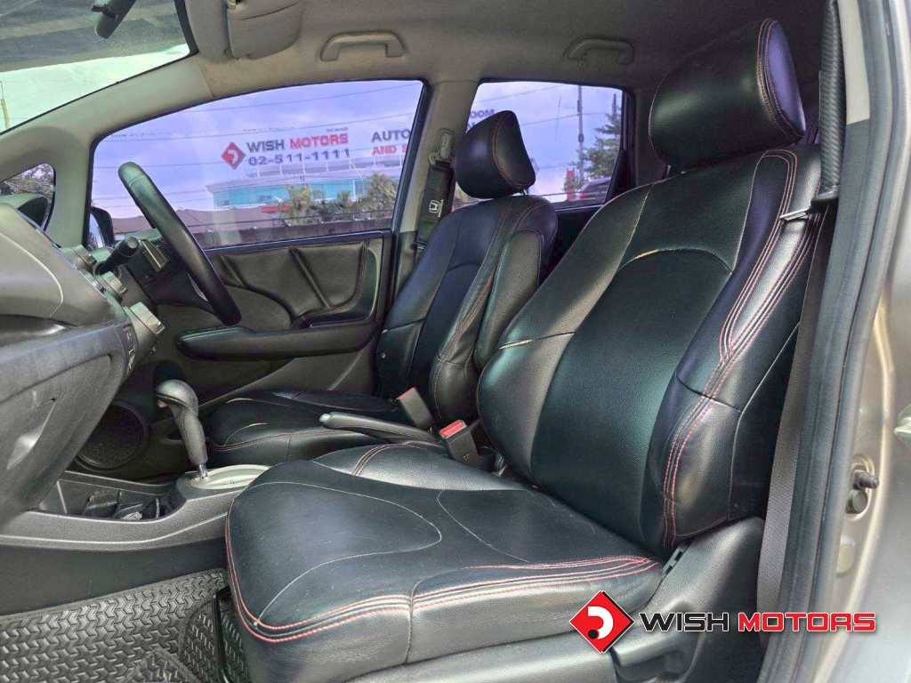 HONDA JAZZ i-VTEC 1.5 [SV] AT ปี 2009 #10 (L)