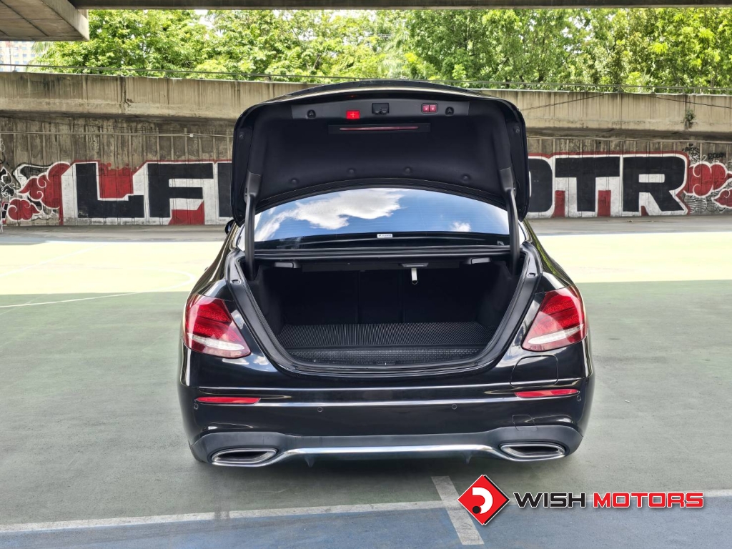 MERCEDES-BENZ E-CLASS E 350 e AMG Dynamic AT ปี 2019 #7 (L)