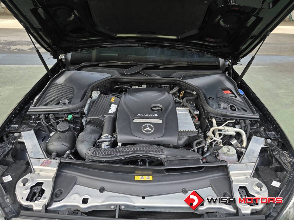 MERCEDES-BENZ E-CLASS E 350 e AMG Dynamic AT ปี 2019 #8 (L)
