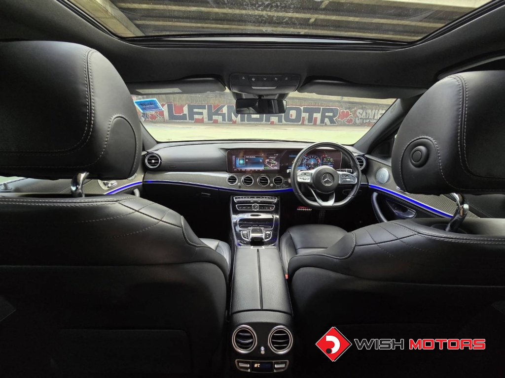 MERCEDES-BENZ E-CLASS E 350 e AMG Dynamic AT ปี 2019 #14 (L)