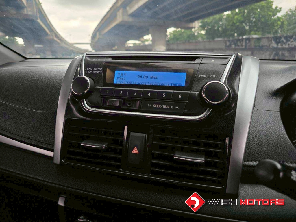 TOYOTA VIOS 1.5 [E] AT ปี 2015 #7 (L)