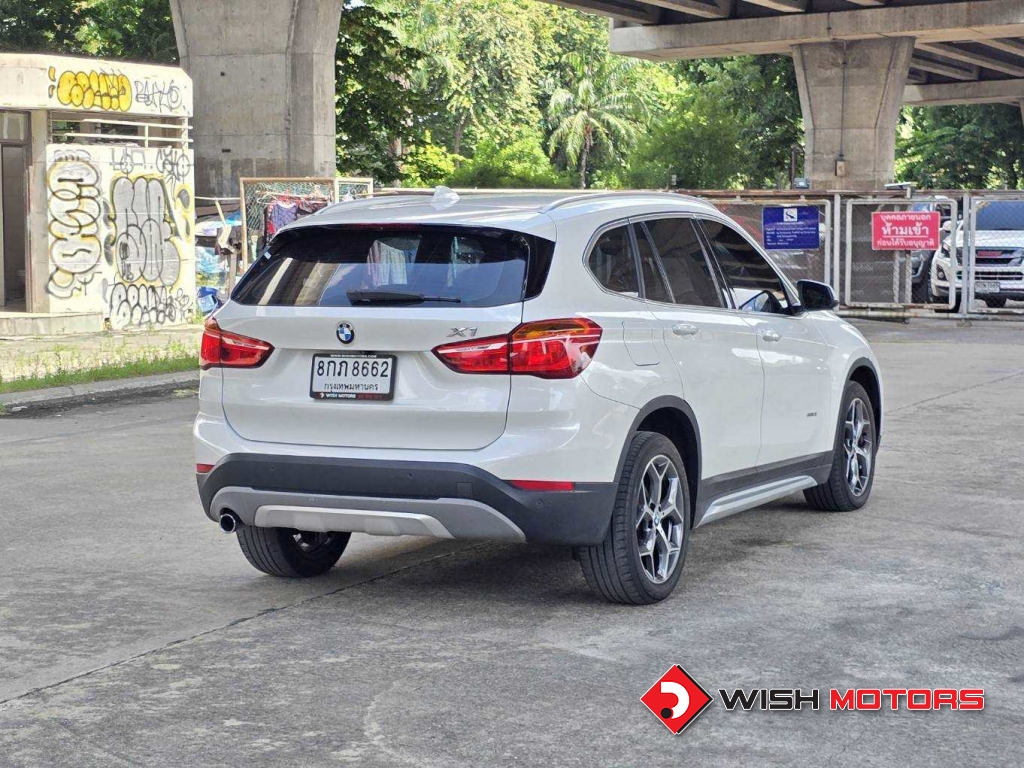 BMW X1 [sDrive] 18i AT ปี 2016 #6 (L)