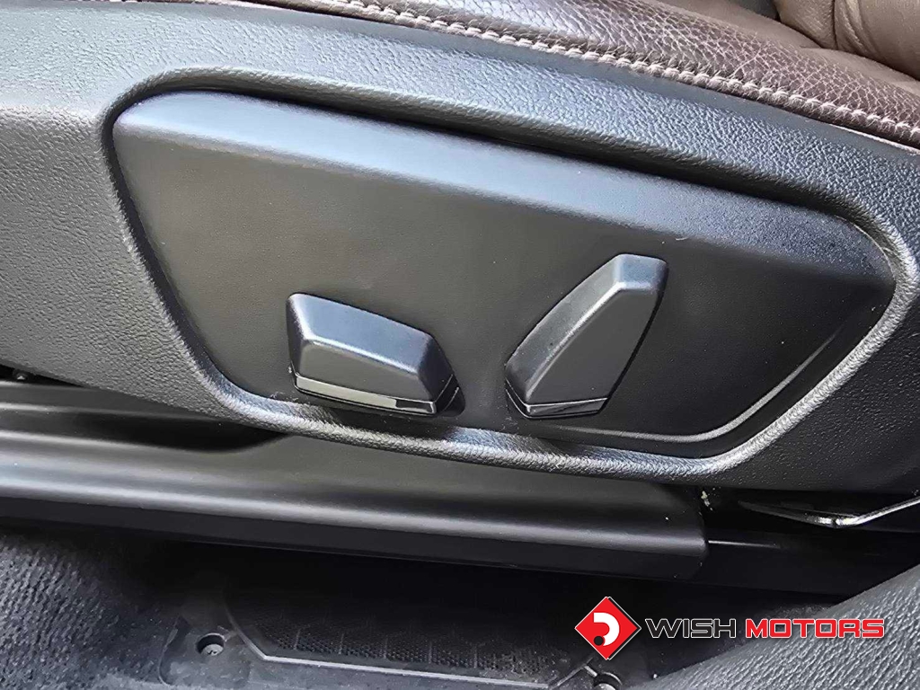 BMW X1 [sDrive] 18i AT ปี 2016 #12 (L)