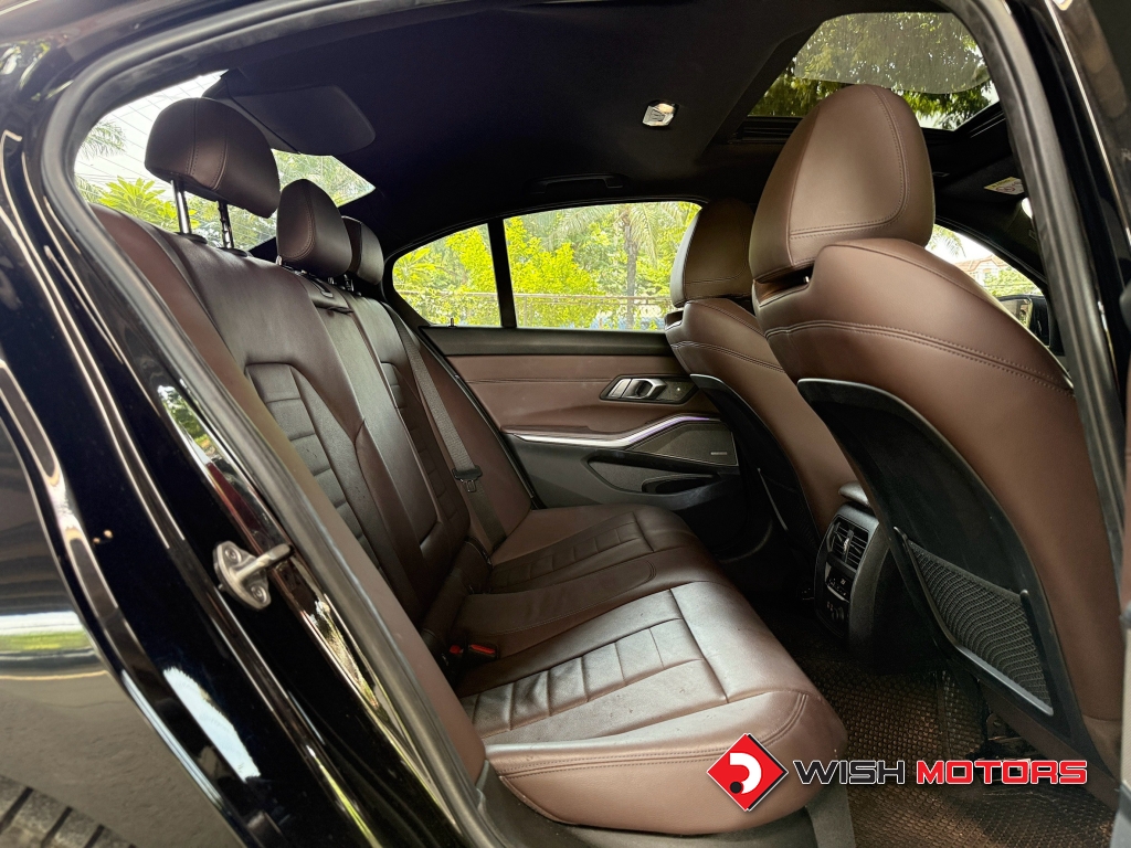 BMW SERIES 3 330e AT ปี 2020 #17 (L)