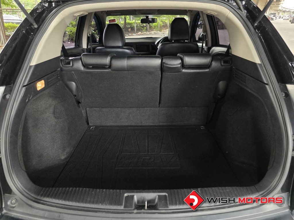 HONDA HR-V 1.8 [E] AT ปี 2016 #8 (L)