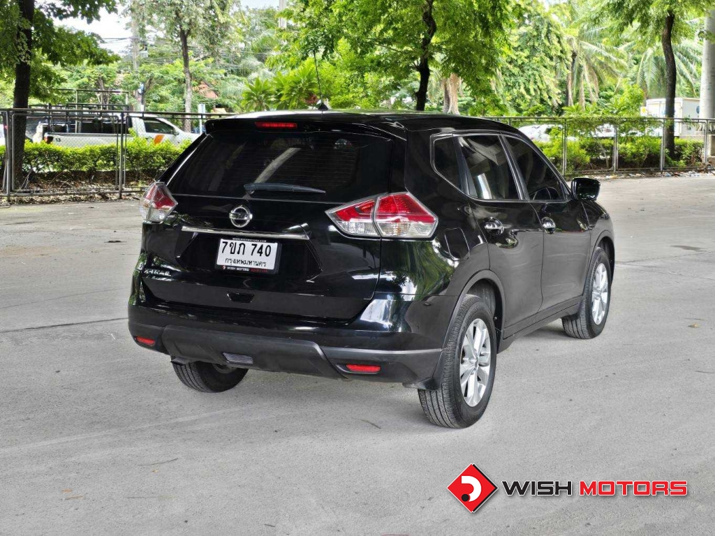 NISSAN X-TRAIL 2.0 E AT ปี 2015 #6 (L)